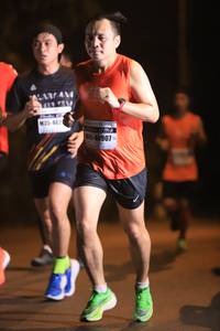 BIB: 462, 40907
                            <button type="button" onclick="openModal(7392594)" class="btn btn-primary btn-sm float-right btn-popup" data-toggle="modal" data-target=".modal-high-quality">
                        <i class="fas fa-shopping-cart"></i> Add to Cart
                    </button>
                                            <button type="button" onclick="isThisMe(7392594, true)" class="btn btn-success btn-sm float-right btn-popup btn-isme hidden" data-toggle="tooltip" data-placement="bottom" title="นี่คือรูปของคุณใช่ไหม คลิกที่นี่เพื่อเอาเข้าอัลบั้ม">
                        <i class="fas fa-plus"></i> Add to album
                    </button>
                    <button type="button" onclick="isThisMe(7392594, false)" class="btn btn-warning btn-sm float-right btn-popup btn-isnotme hidden">
                        <i class="fas fa-ban"></i> Remove from album
                    </button>